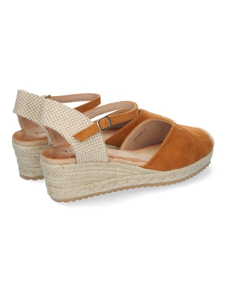 VRA-695-Camel VRA-695-Camel