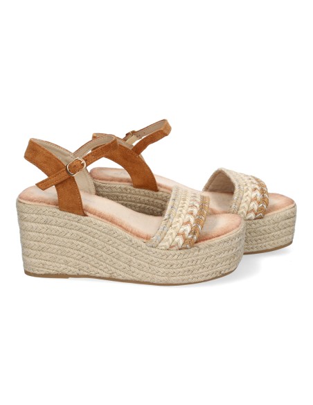LL-03-Camel LL-03-Camel