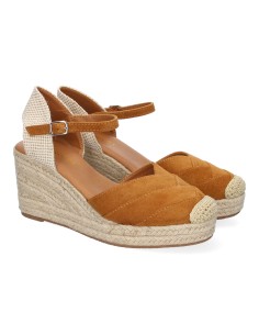 VR5-1519-Camel