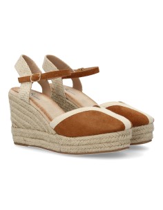 TF3395-Camel