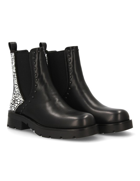 52097-Negro
